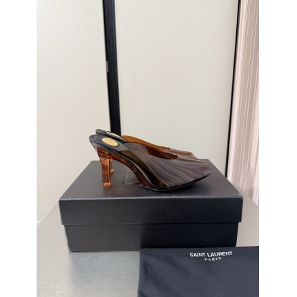 YSL Sandals For Women in 211424