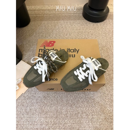 MiuMiu Sneakers For Women in 211439