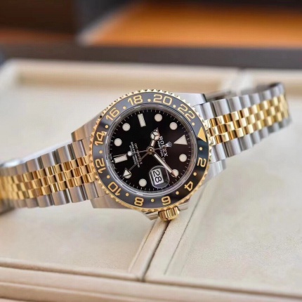 Rolex Greenwich Model. Size 40mm Watches in 211469