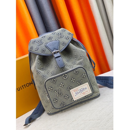 Louis Vuitton AAA quality Backpacaks in 211560