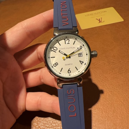 Louis Vuitton Watches in 211657