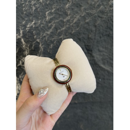 Gucci AAA Quality Watches in 211788