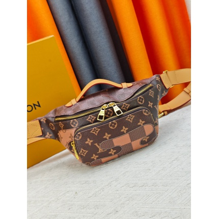 New Arrivals Louis Vuitton AAA quality Waist Bags in 211804