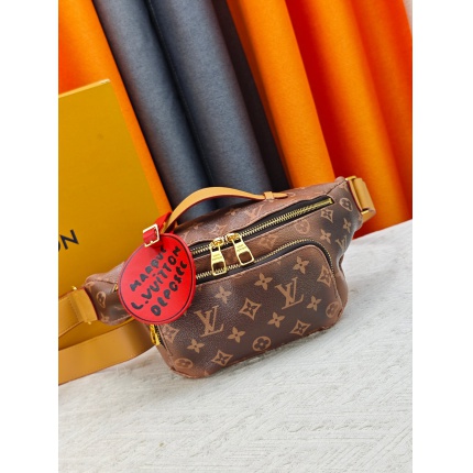 New Arrivals Louis Vuitton AAA quality Waist Bags in 211805