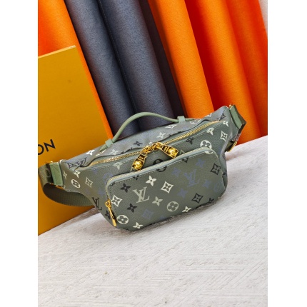 New Arrivals Louis Vuitton AAA quality Waist Bags in 211808