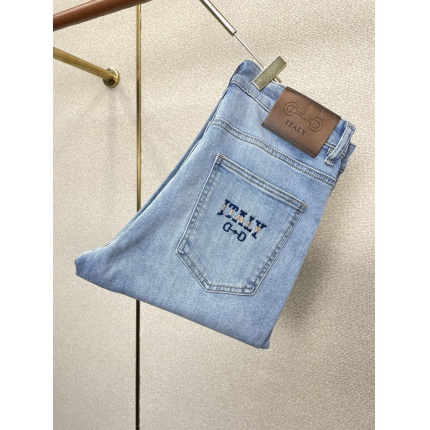 Gucci Jeans for Men in 211870