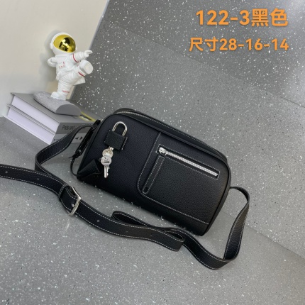 New Arrivals Hermes AAA quality Crossbody bags for Men in 211967