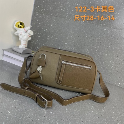 New Arrivals Hermes AAA quality Crossbody bags for Men in 211968