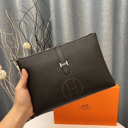 New Arrivals Hermes AAA quality Handbag for Men in 211987