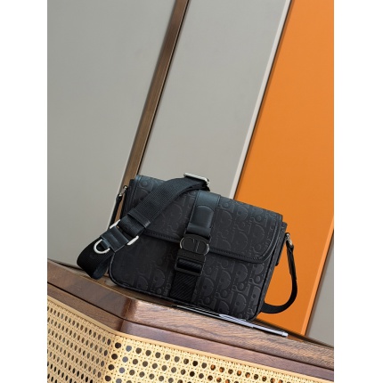 New Dior AAA Quality Men's Crossbody Bag in 212004