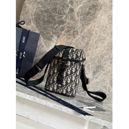 Cheap New Dior AAA-quality men's vertical flap messenger bag in 212012, $105 USD- [IB212012] - Replica Dior AAA quality Bags For Men