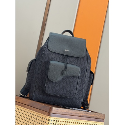 New Dior AAA-quality men's saddle-style backpack with two shoulder straps in 212026