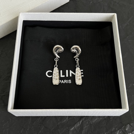 New Arrivals Celine Earrings in 212037