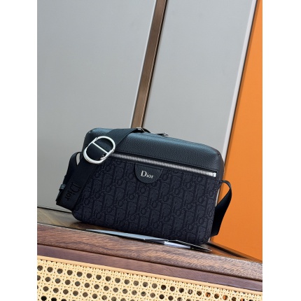 Cheap New Dior AAA-level men's zipper messenger bag in 212073, $95 USD- [IB212073] - Replica Dior AAA quality Bags For Men