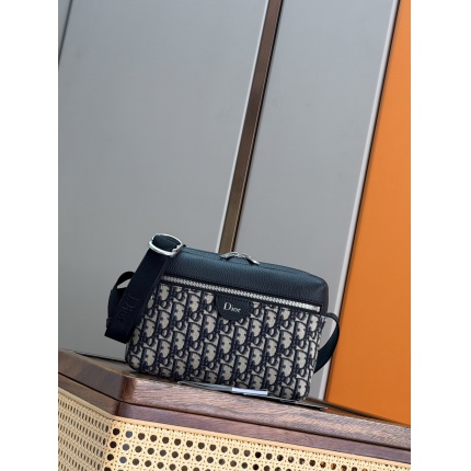 Cheap New Dior AAA-level men's zipper messenger bag in 212074, $95 USD- [IB212074] - Replica Dior AAA quality Bags For Men