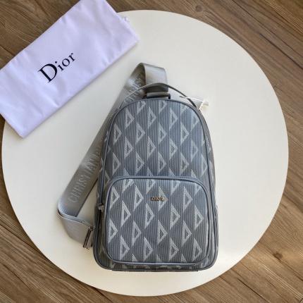 New Dior AAA-Class Men's Shoulder Bag in 212109