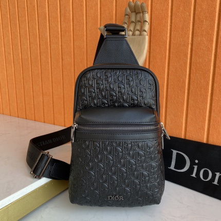 New Dior AAA-Class Men's Shoulder Bag in 212113