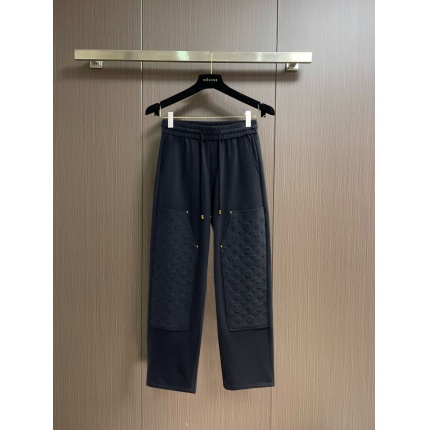 Louis Vuitton Pants for Men in 212142