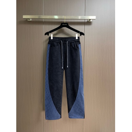 Louis Vuitton Pants for Men in 212145