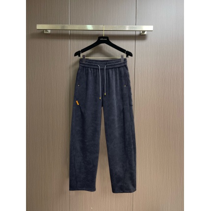 Louis Vuitton Pants for Men in 212150