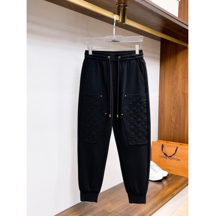 Louis Vuitton Pants for Men in 212155