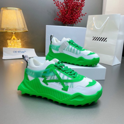 New Off-White collection is simple and versatile. in 212181