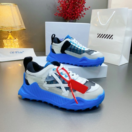 New Off-White collection is simple and versatile. in 212182