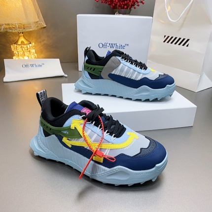 Nike OFF-White Sneakers in 212186