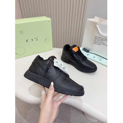 Nike OFF-White Sneakers in 212190