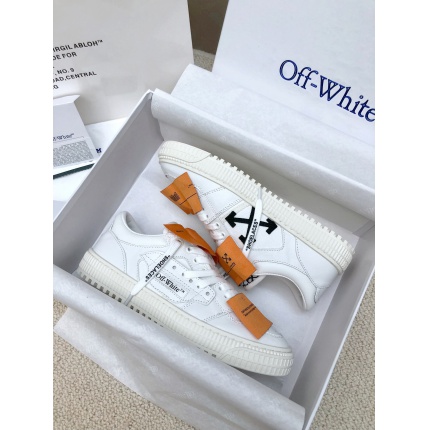 Nike OFF-White Sneakers in 212194