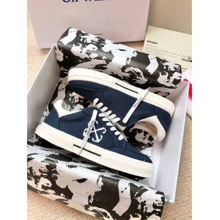 Nike OFF-White Sneakers in 212206