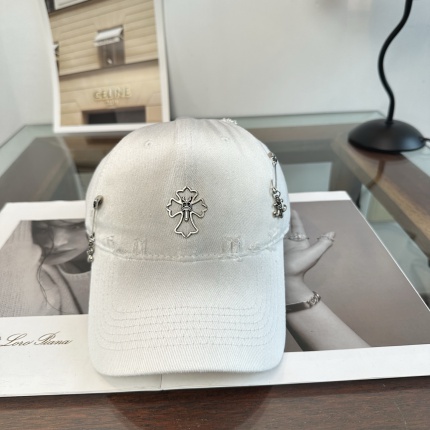 Chrome Hearts Caps in 212305
