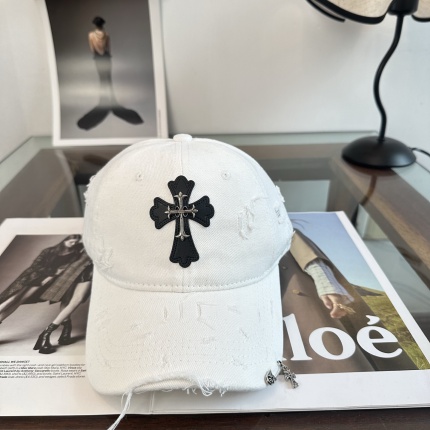 Chrome Hearts Caps in 212318