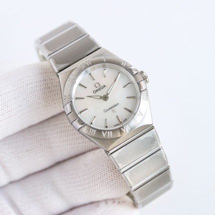 Omega high-quality classic wristwatch in 212391