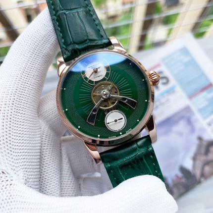 Patek Philippe high-quality mechanical wristwatch in 212427