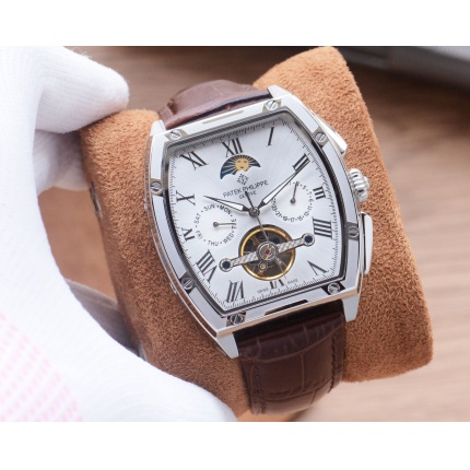 Patek Philippe high-quality mechanical wristwatch in 212449