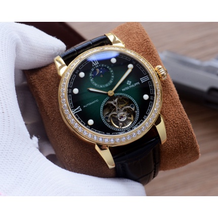 Patek Philippe high-quality mechanical wristwatch in 212455