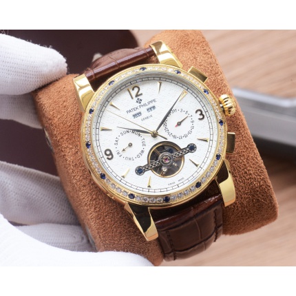 Patek Philippe high-quality mechanical wristwatch in 212466
