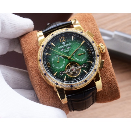 Patek Philippe high-quality mechanical wristwatch in 212467