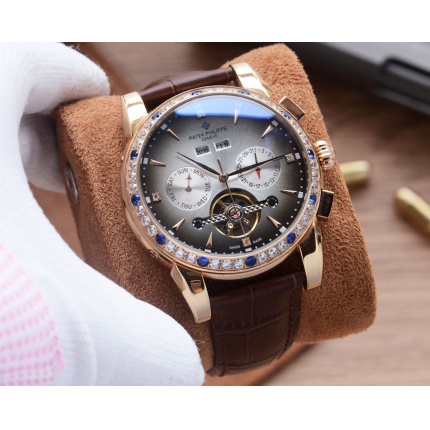 Patek Philippe high-quality mechanical wristwatch in 212476