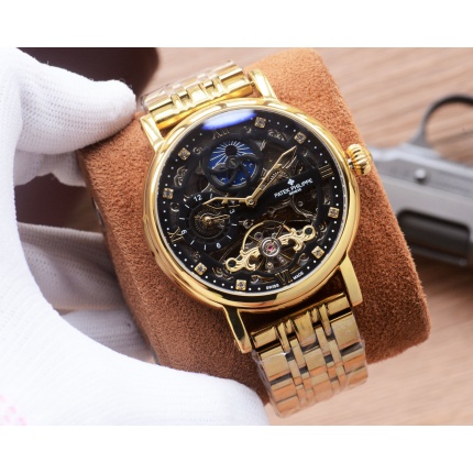 Patek Philippe high-quality open-work mechanical wristwatch in 212482