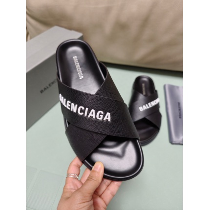 Balenciaga Slippers For Men in 212554
