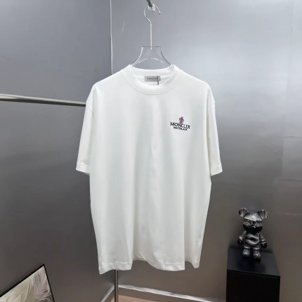 Moncle T-Shirts for Men in 212601