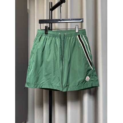 Moncler Shorts For Men in 212626