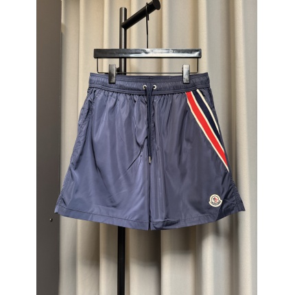 Moncler Shorts For Men in 212627
