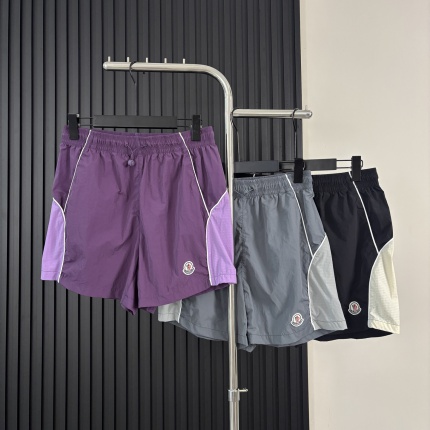 Moncler Shorts For Men in 212629