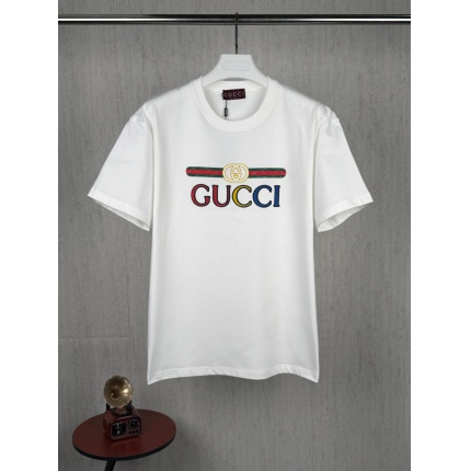 Gucci T-shirts for Women in 212667
