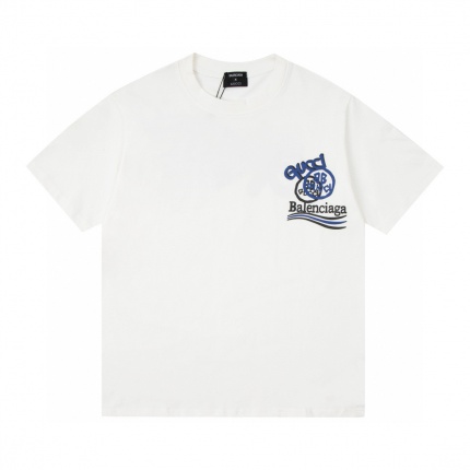 Gucci T-shirts for Women in 212674