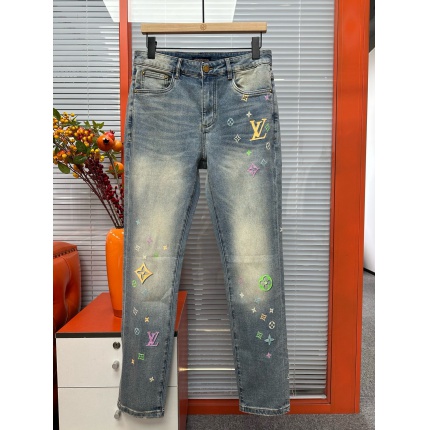 Louis Vuitton Jeans for Men in 212922