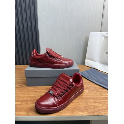 Balenciaga Sneakers For Men in 212938